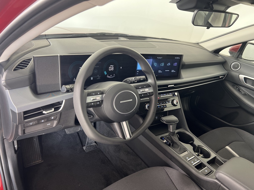 2025 Hyundai Sonata SE photo 13