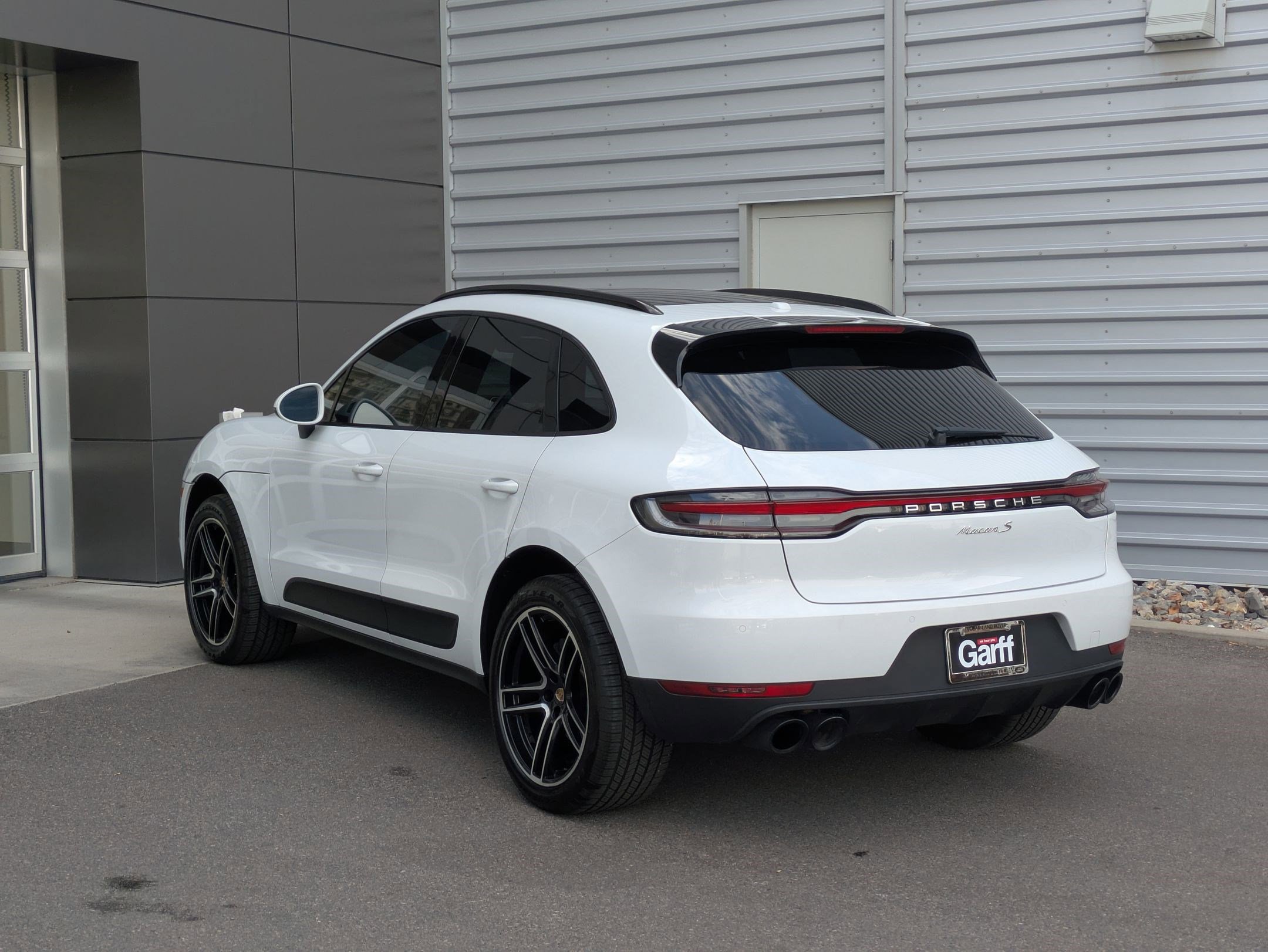 2020 Porsche Macan S photo 3