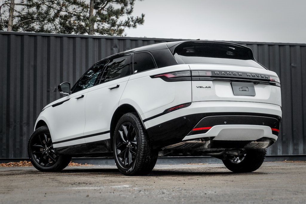 2026 Land Rover Range Rover Velar SE photo 2