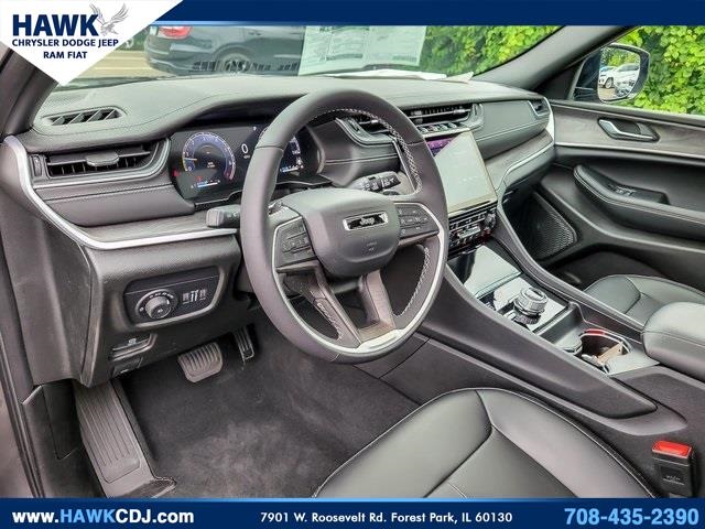 2025 JEEP GRAND CHEROKEE - Image 9