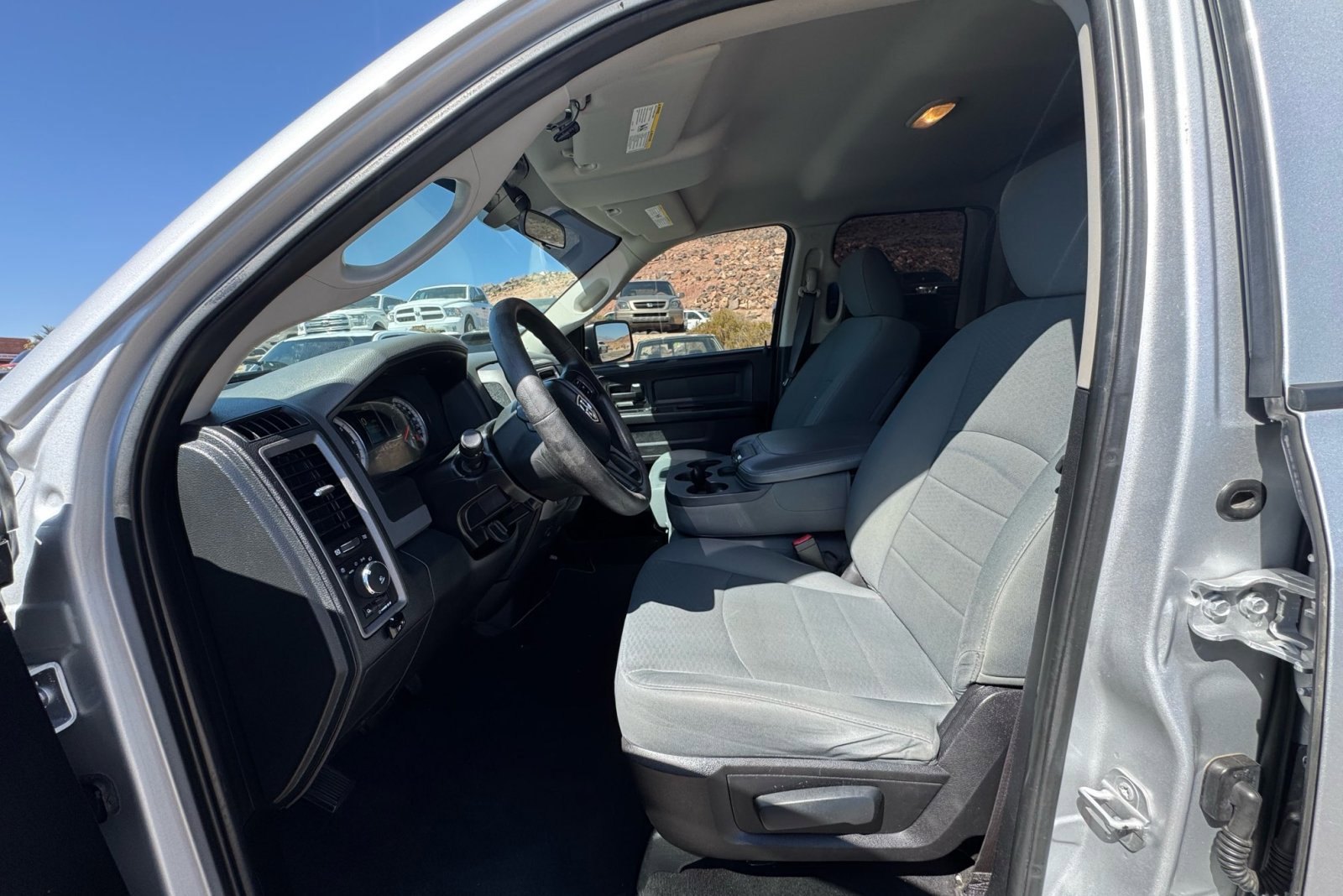 2016 Ram 1500 Express photo 8