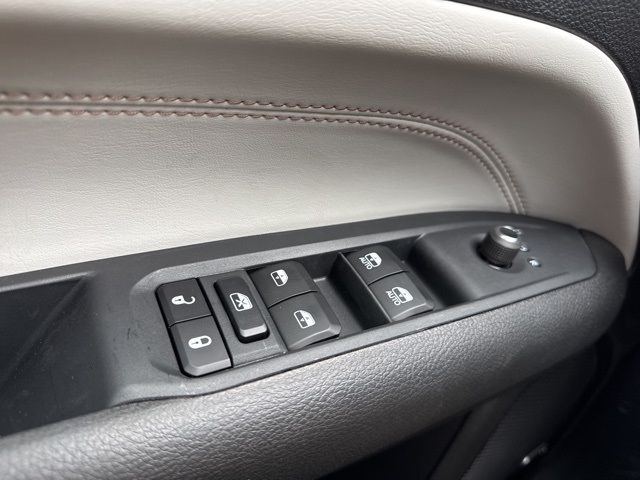 2025 Jeep Compass Limited photo 17