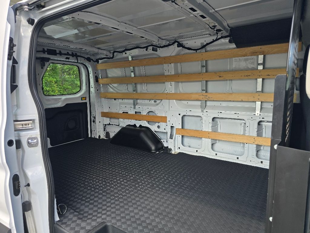 2023 Ford Transit Cargo Van photo 11