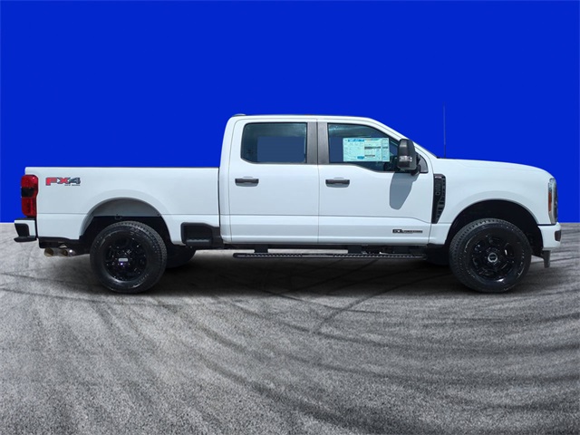 2026 Ford F-250 photo 2