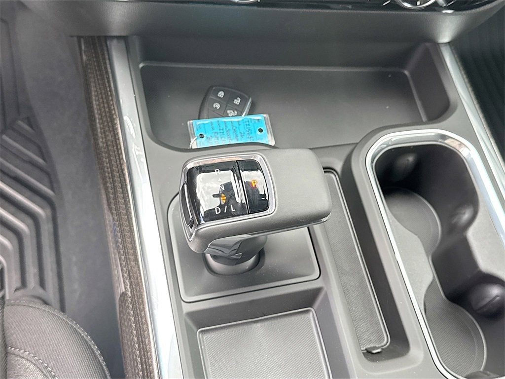 2026 Chevrolet Silverado 1500 LT photo 17