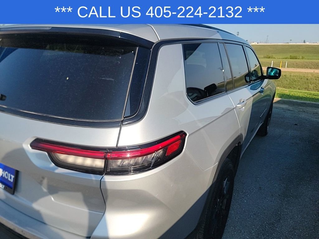 2024 Jeep Grand Cherokee Altitude photo 16