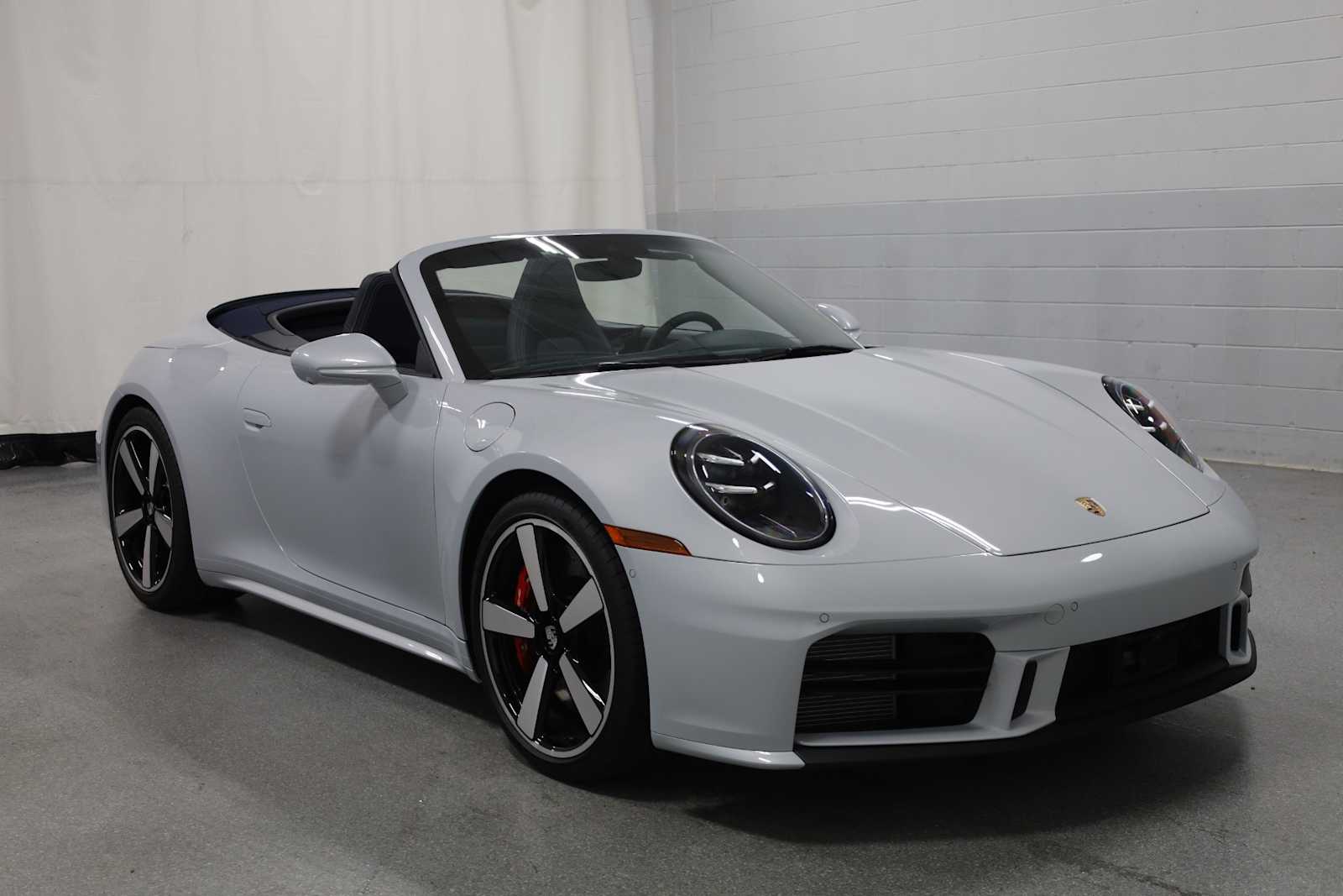 2025 Porsche 911 S photo 13