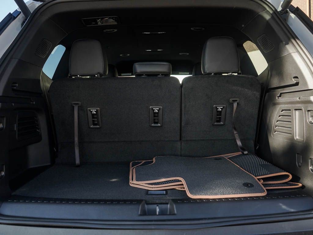 2025 Gmc Acadia AT4 photo 4