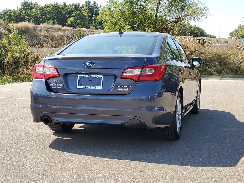 2017 Subaru Legacy 2.5i Premium photo 3