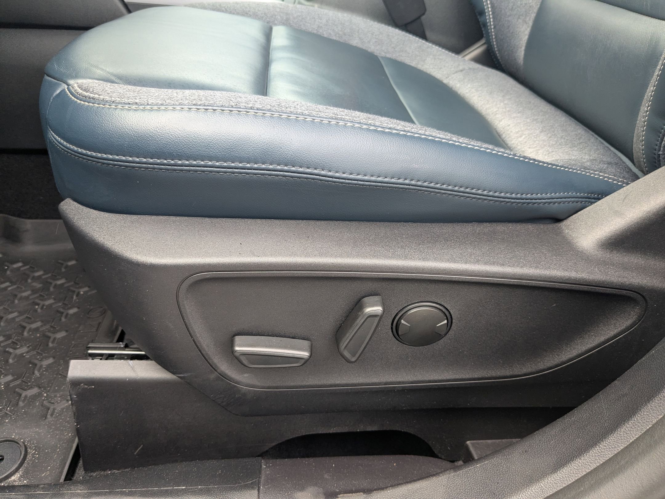 2022 Ford Bronco Sport Outer Banks photo 6