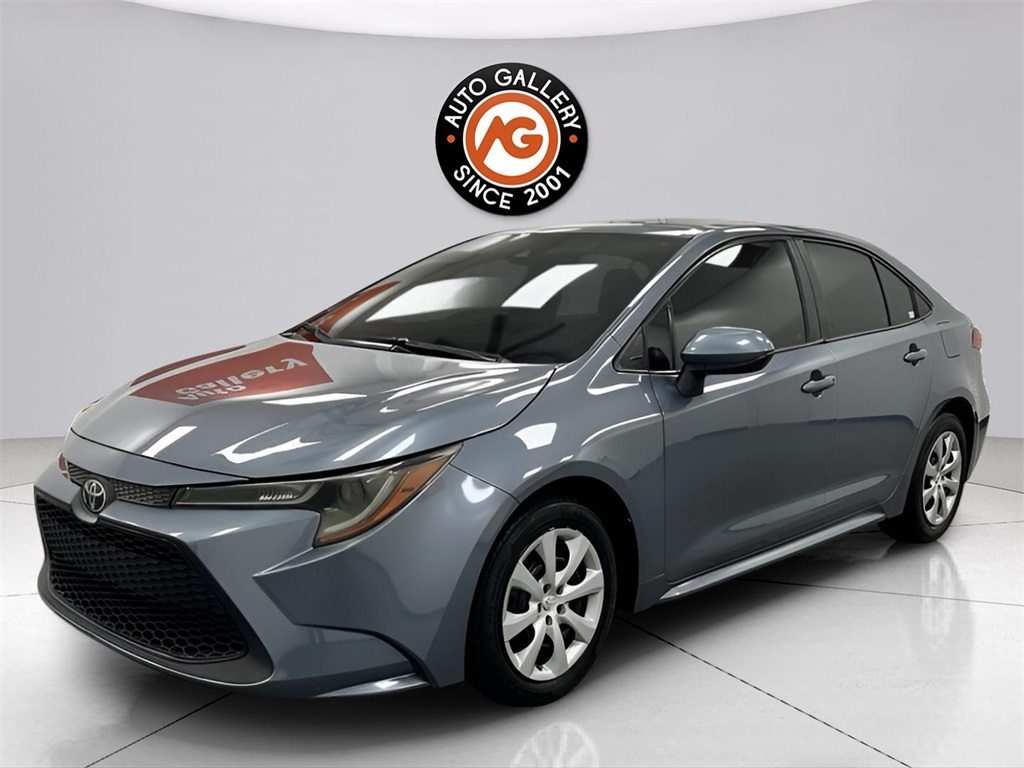 2020 Toyota Corolla LE photo 3