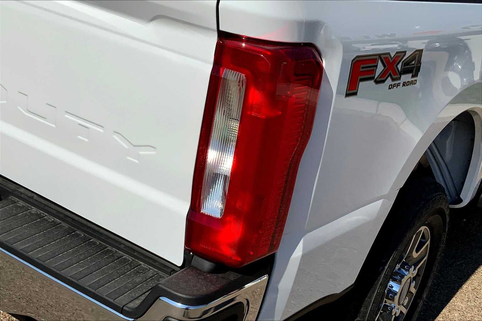 2025 Ford F-250 XLT photo 14