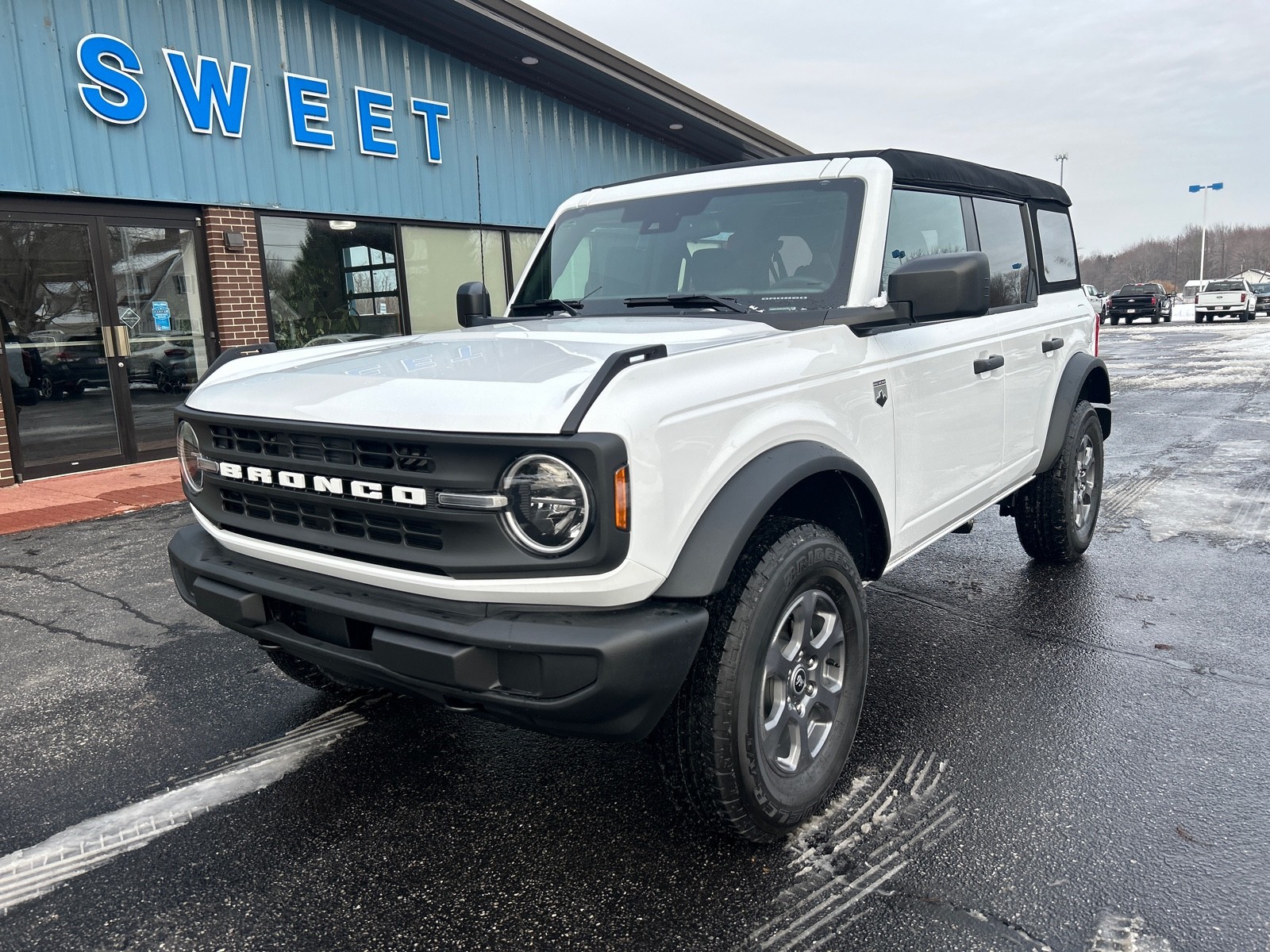 2025 Ford Bronco 4-Door Big Bend's photo