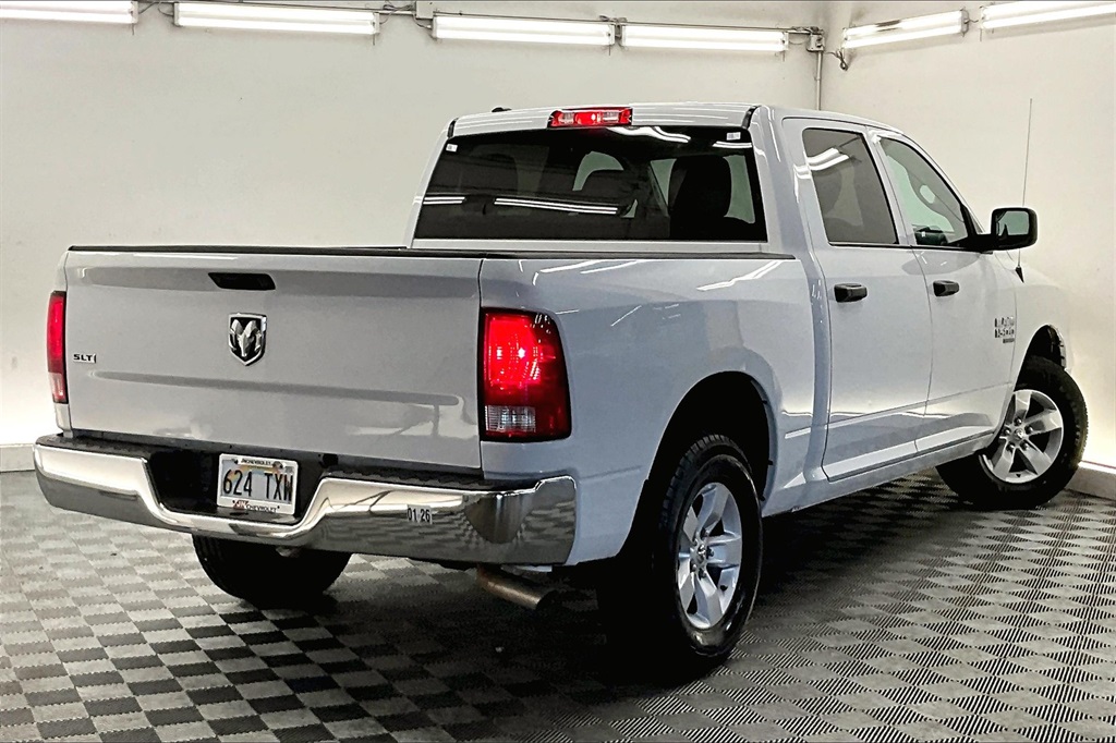 2022 Ram 1500 Classic SLT photo 9