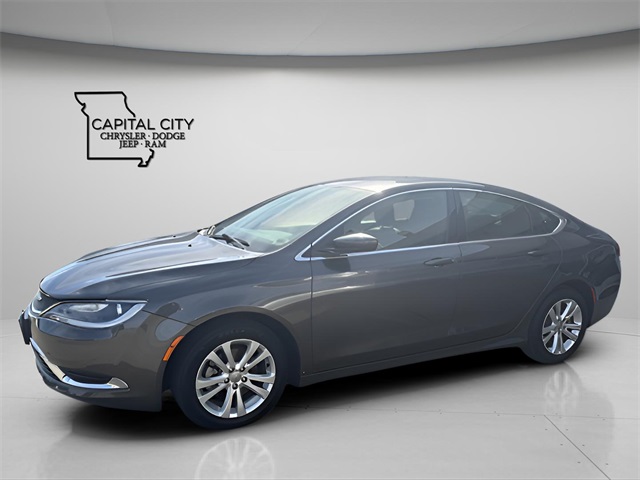 2016 Chrysler 200 Limited photo 4