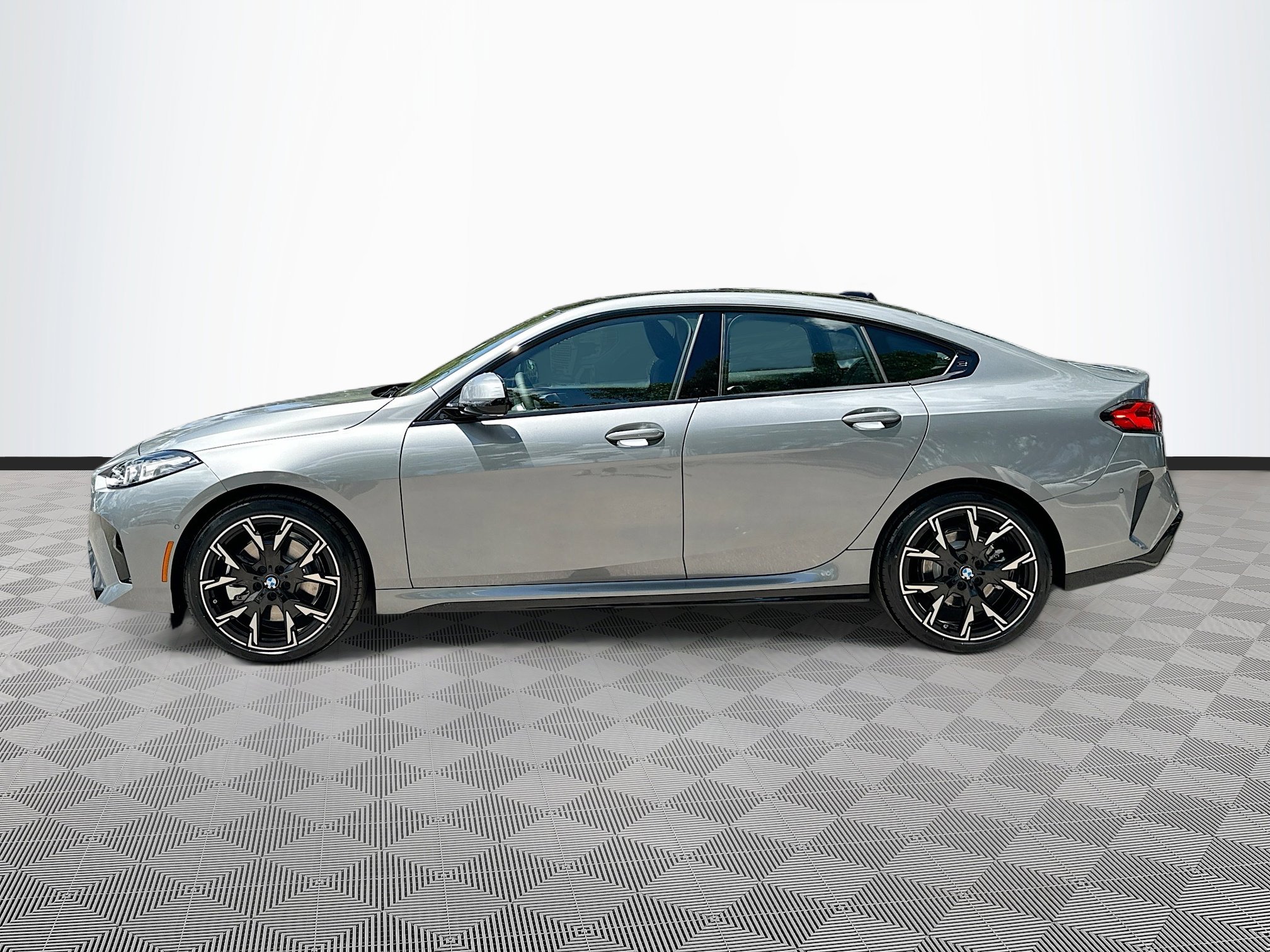 2026 Bmw 228 photo 4