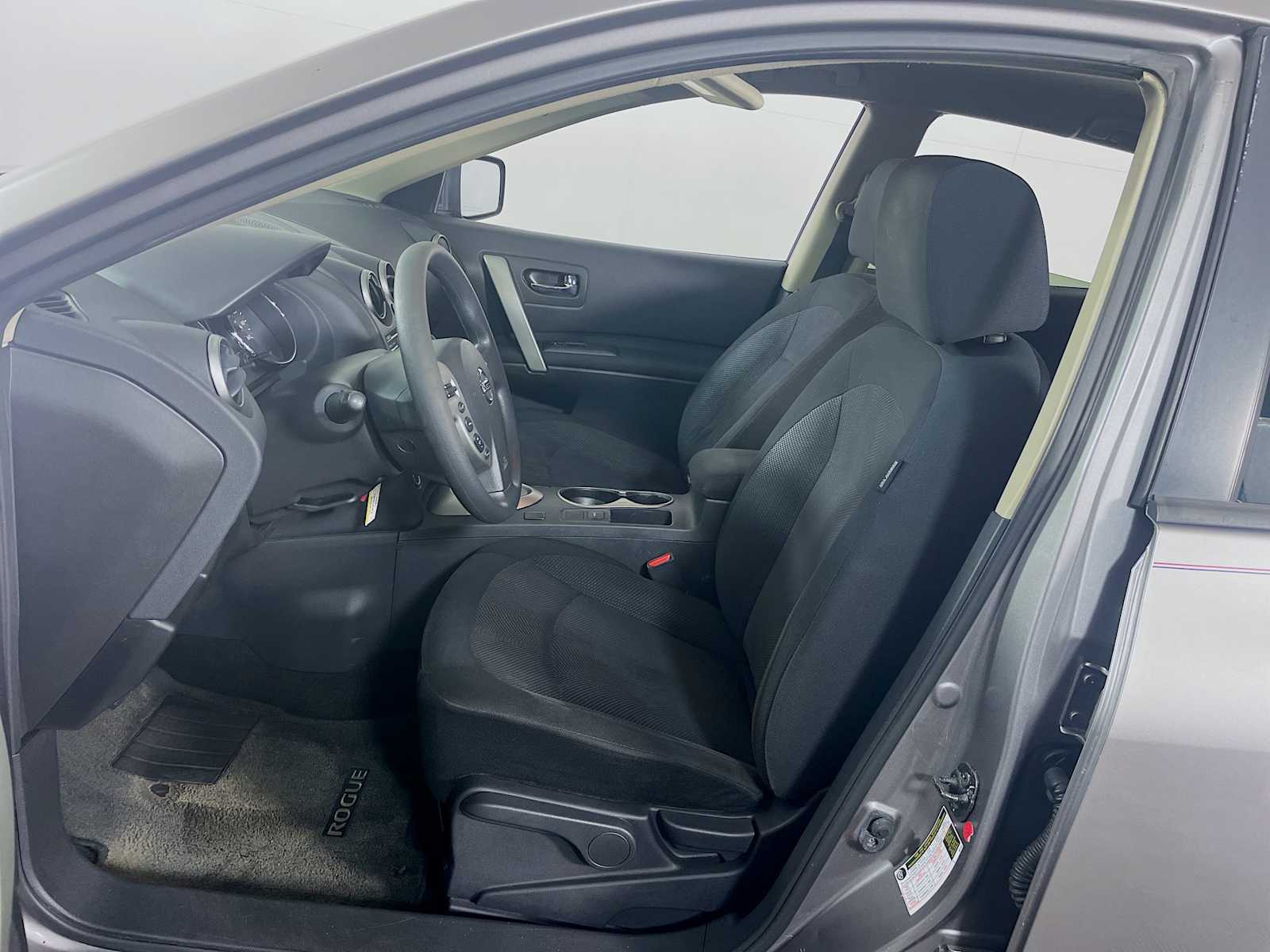 2015 Nissan Rogue Select S photo 16