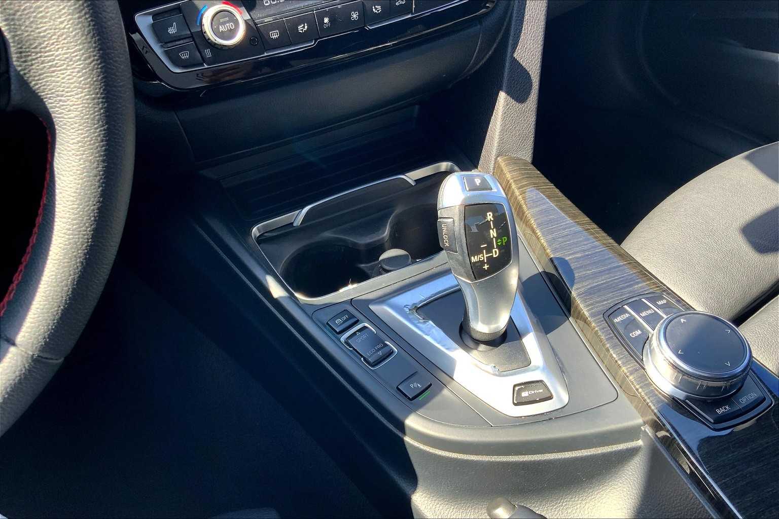 2025 Bmw 330i photo 16