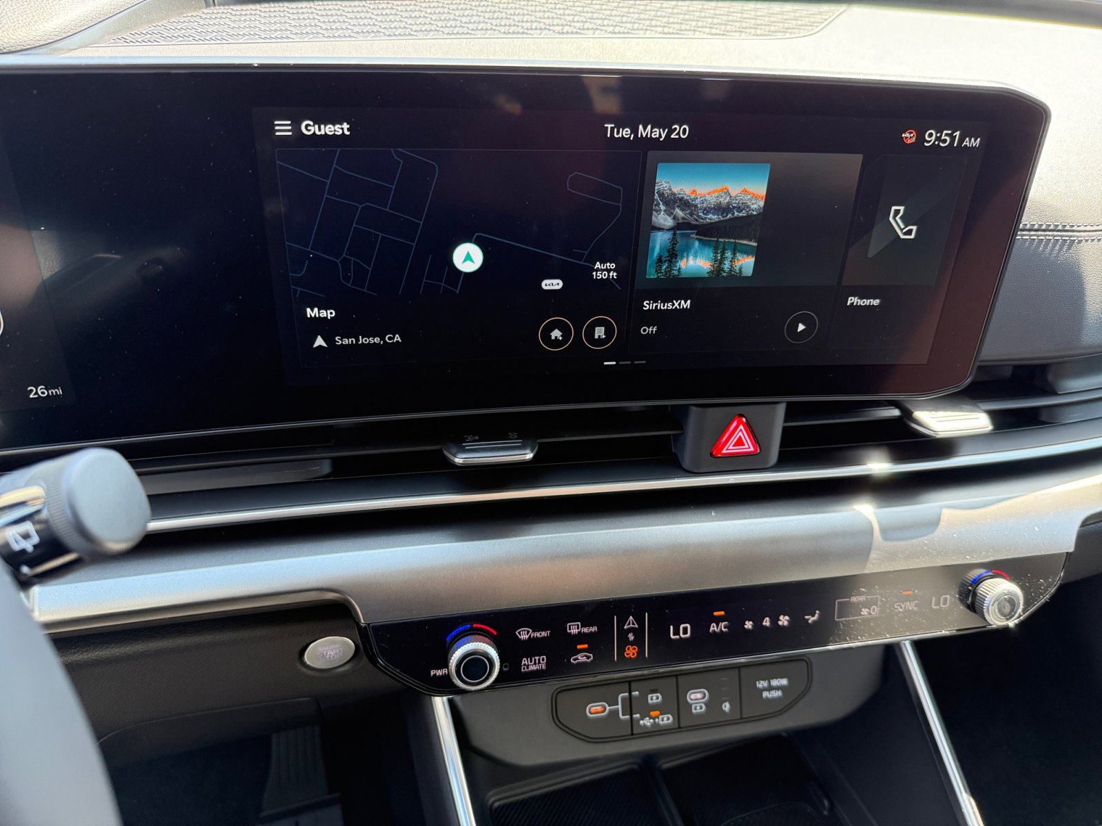 2025 Kia Carnival SX Prestige photo 11