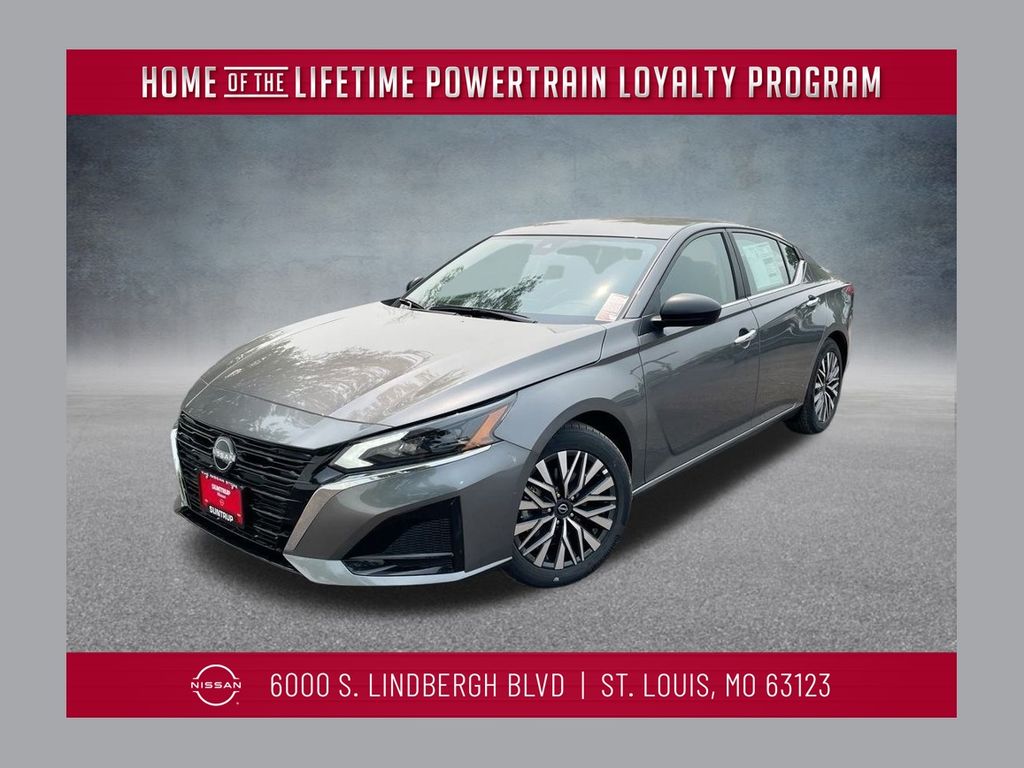 2025 Nissan Altima SV