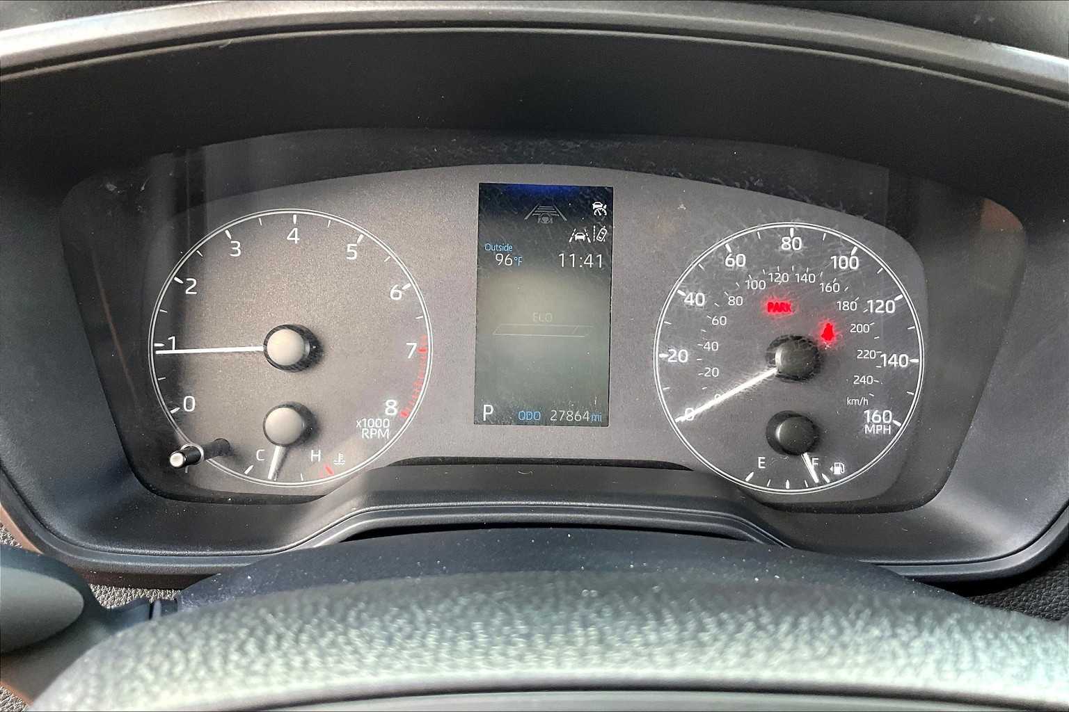 2024 Toyota Corolla LE photo 25