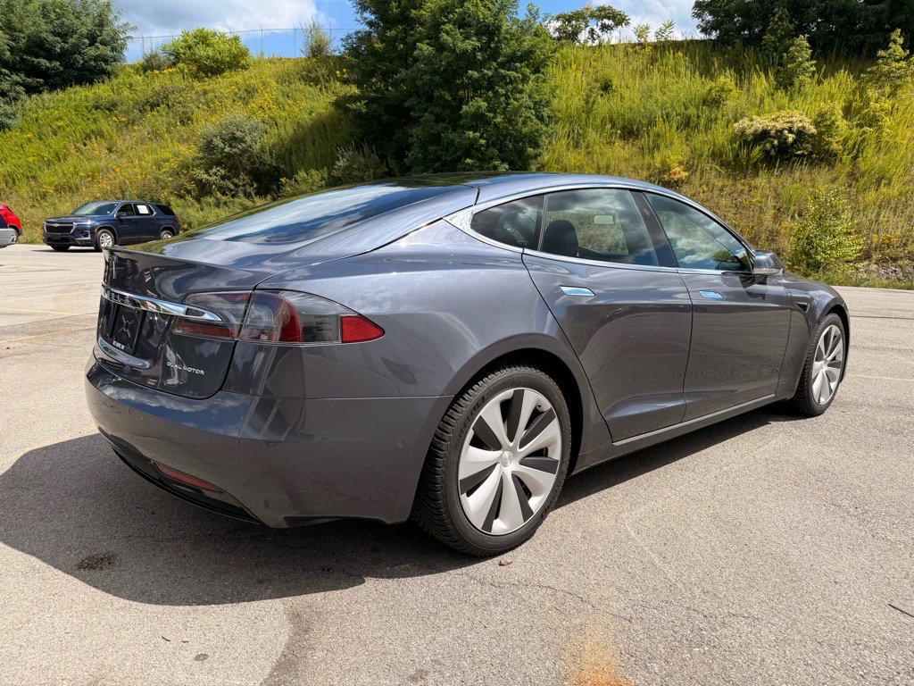 2021 Tesla Model S Long Range Plus photo 5