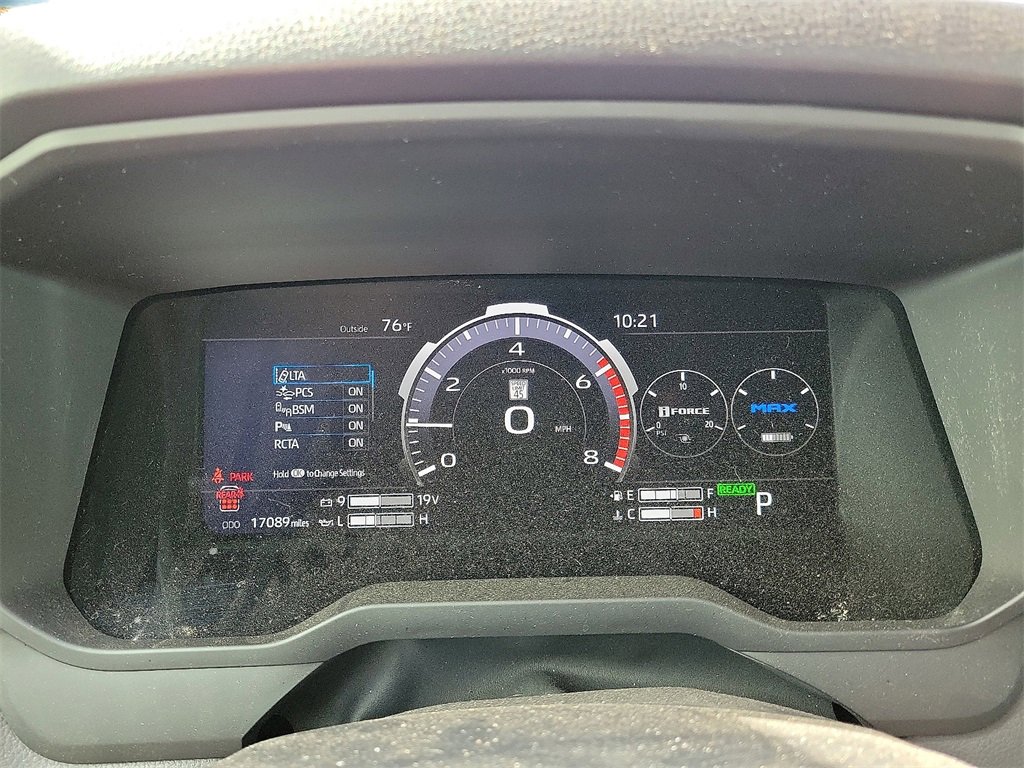 2024 Toyota Sequoia SR5 photo 23