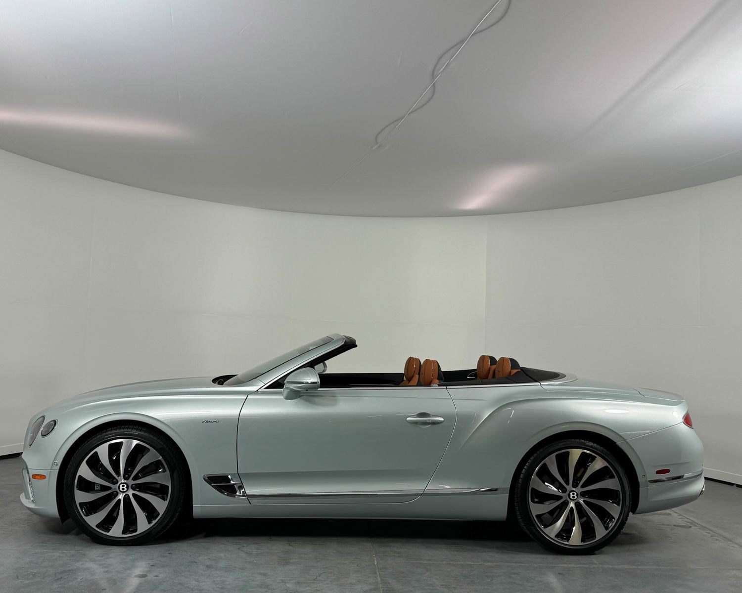 2024 Bentley Continental GT Azure photo 10