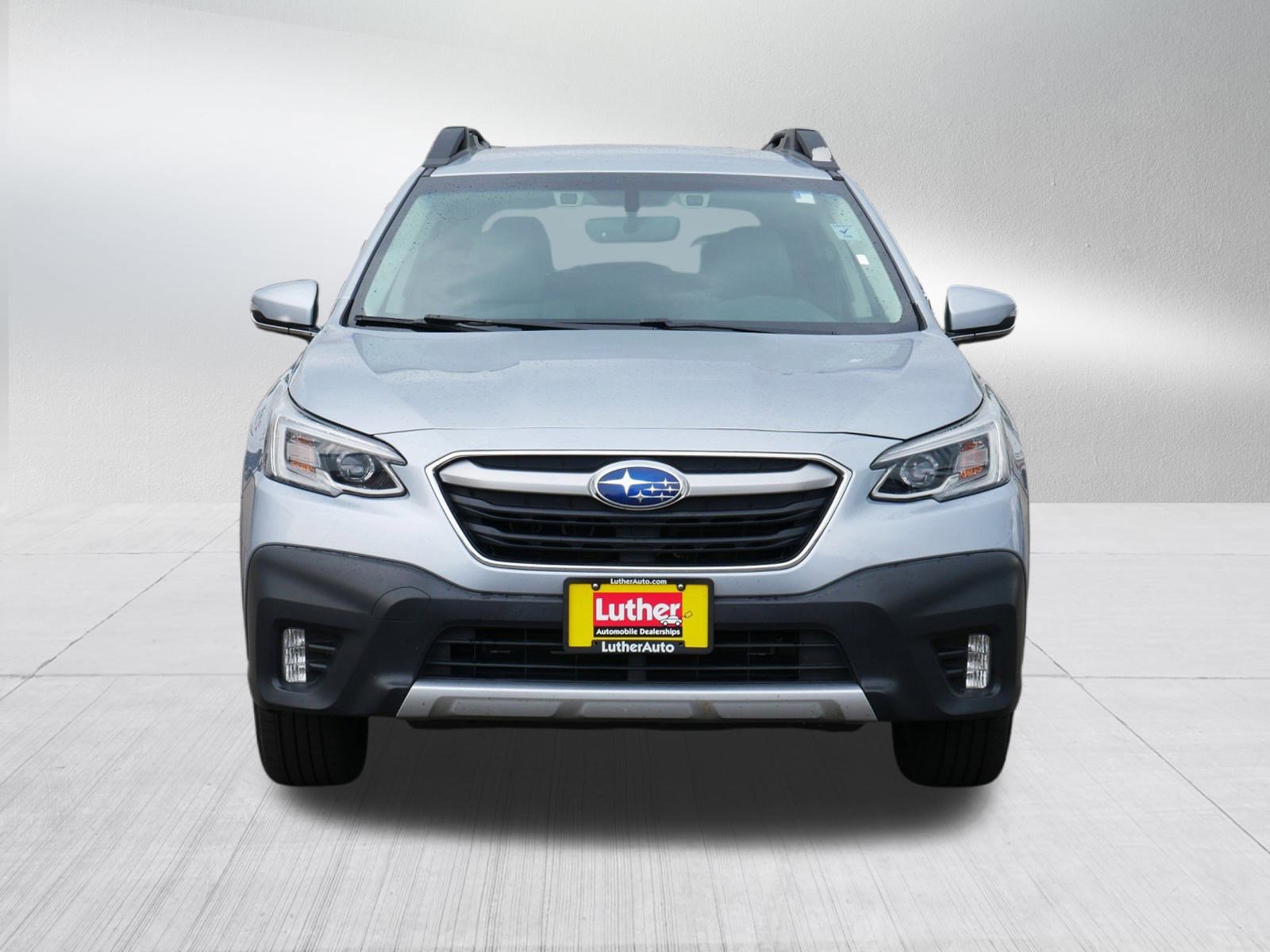 2020 Subaru Outback Limited photo 2