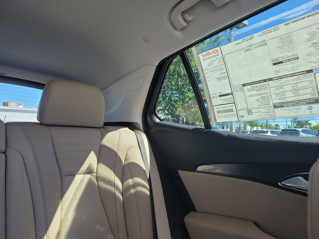 2025 Buick Envision Preferred photo 14
