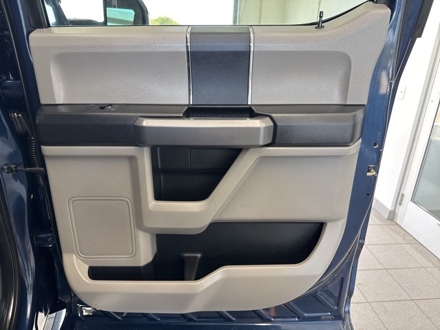 2018 Ford F-350 XLT photo 7