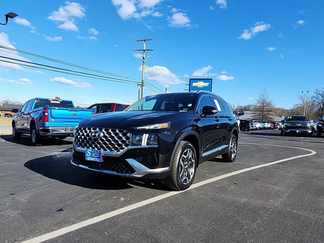 2022 Hyundai Santa Fe Limited's photo
