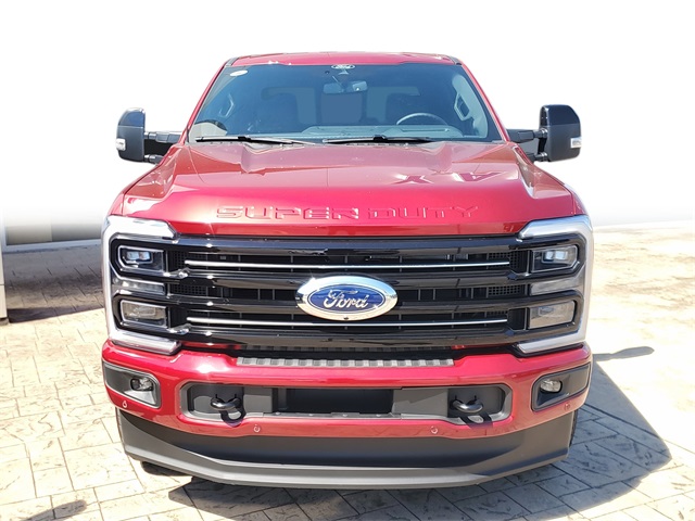 2025 Ford F-250 Platinum photo 2