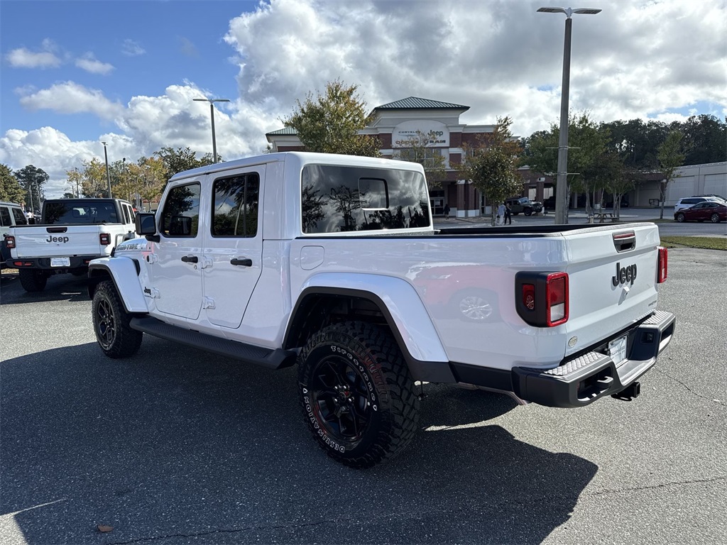2025 Jeep Gladiator Sport photo 4