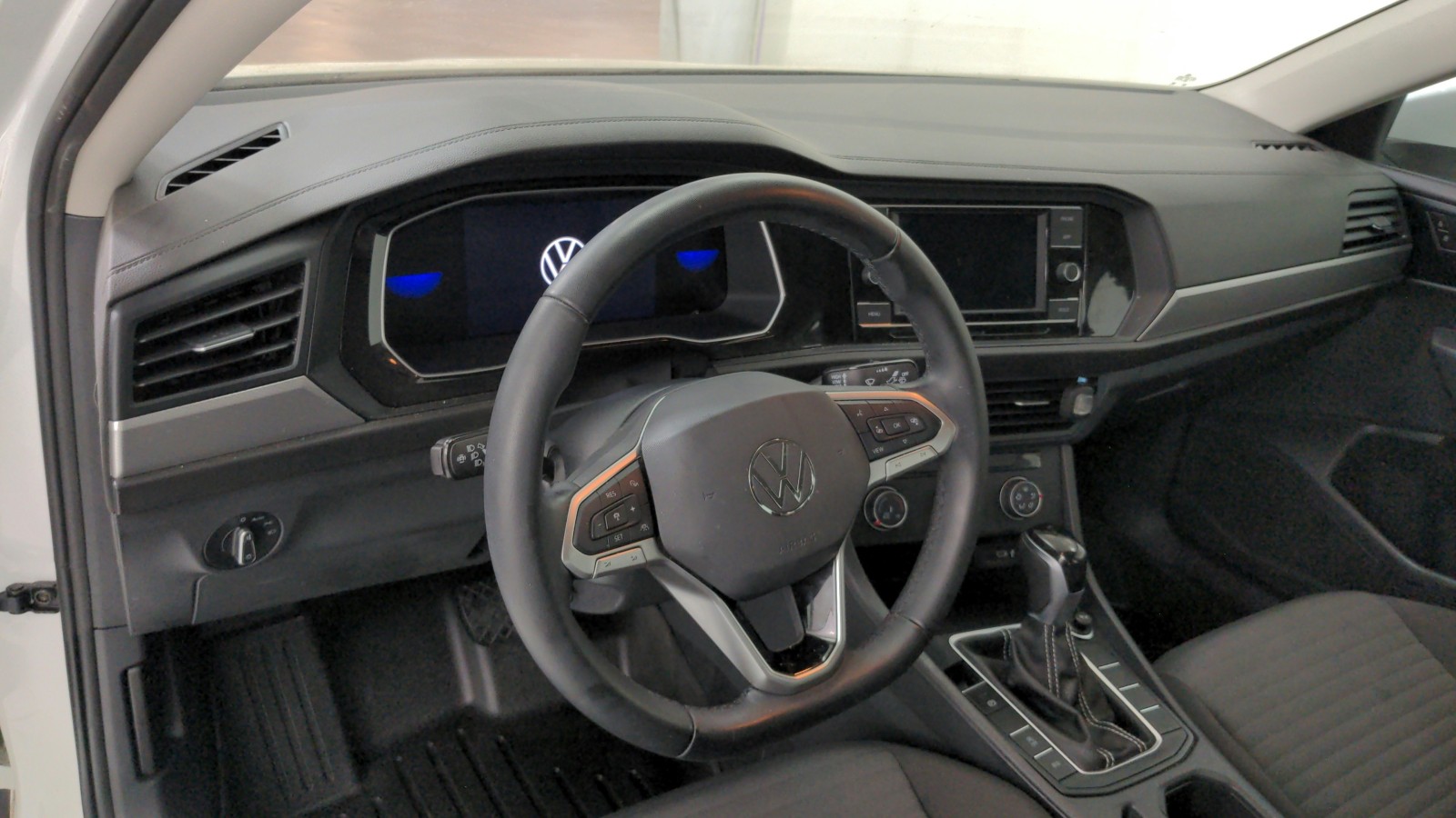 Used 2024 WHITE Volkswagen S image 15