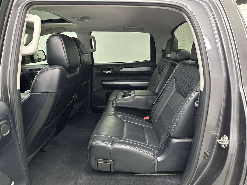 2014 Toyota Tundra Platinum CrewMax photo 22