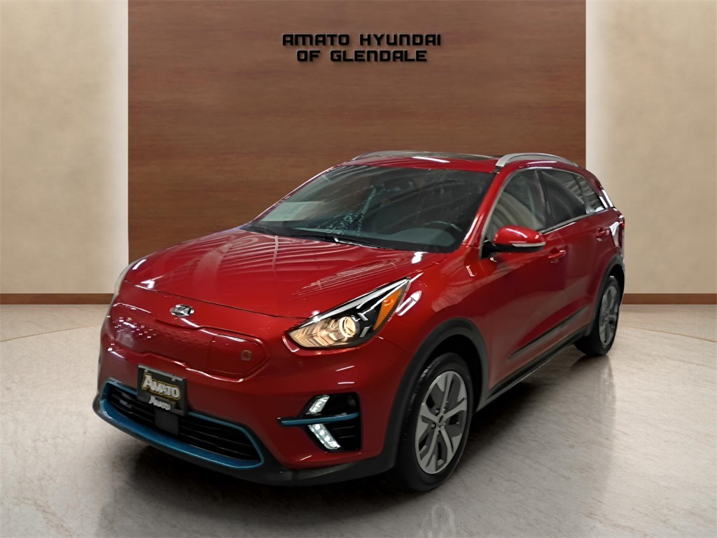 Used 2021 Kia Niro EX Premium with VIN KNDCE3LG4M5102712 for sale in Glendale, WI