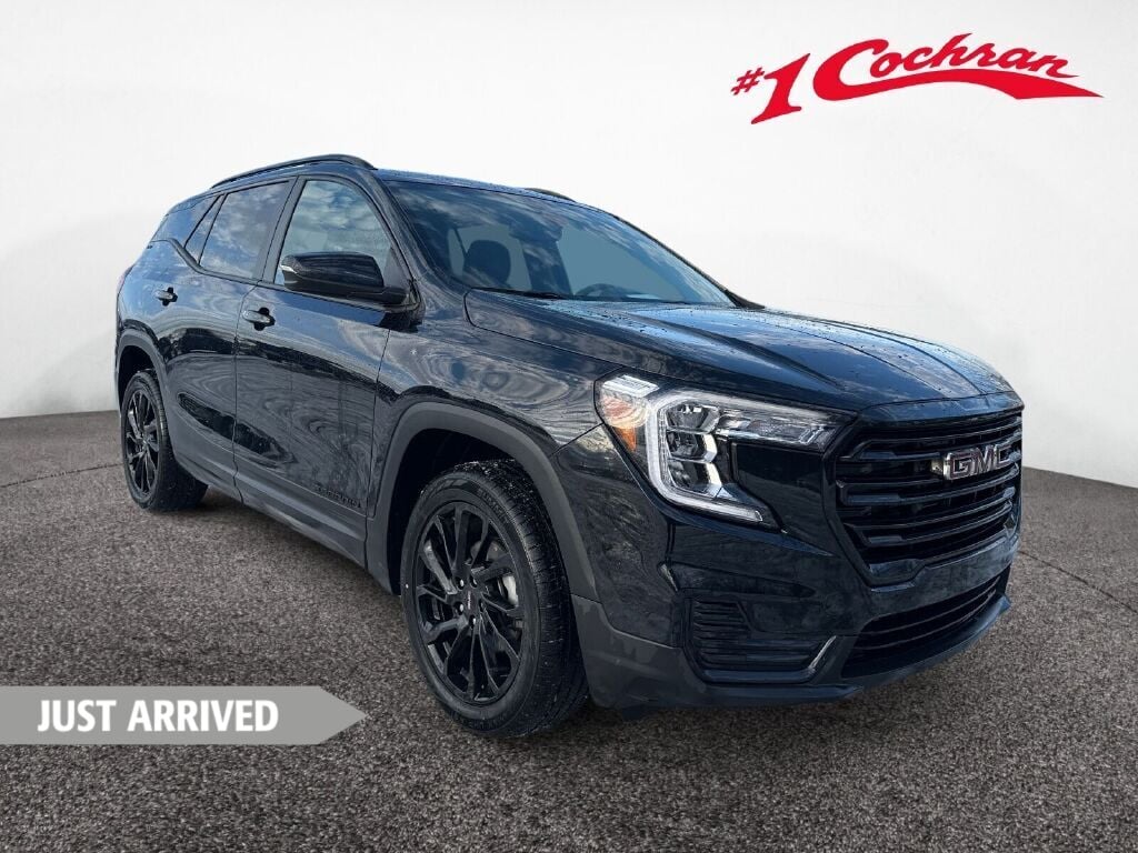 2023 GMC Terrain SLE's photo