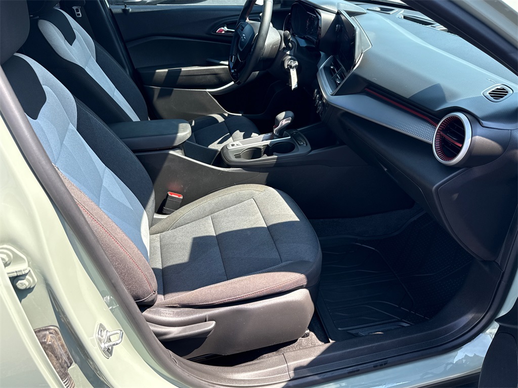 2024 Chevrolet Trax photo 13