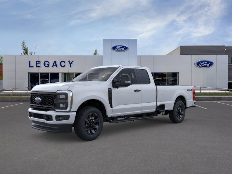 2025 Ford F-350 Super Duty XL's photo