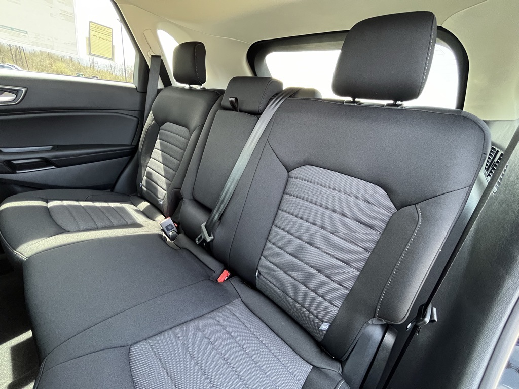 2024 Ford Edge SE photo 18