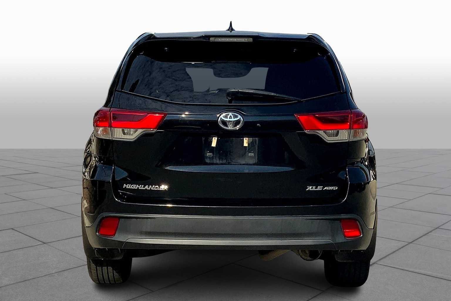 2018 Toyota Highlander XLE photo 4