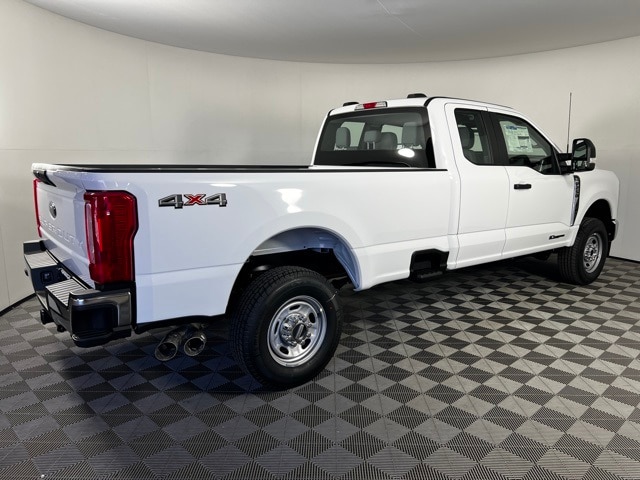 2025 Ford F-250 XL photo 4