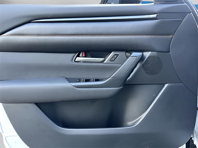 2025 Mazda CX-50 Premium photo 22