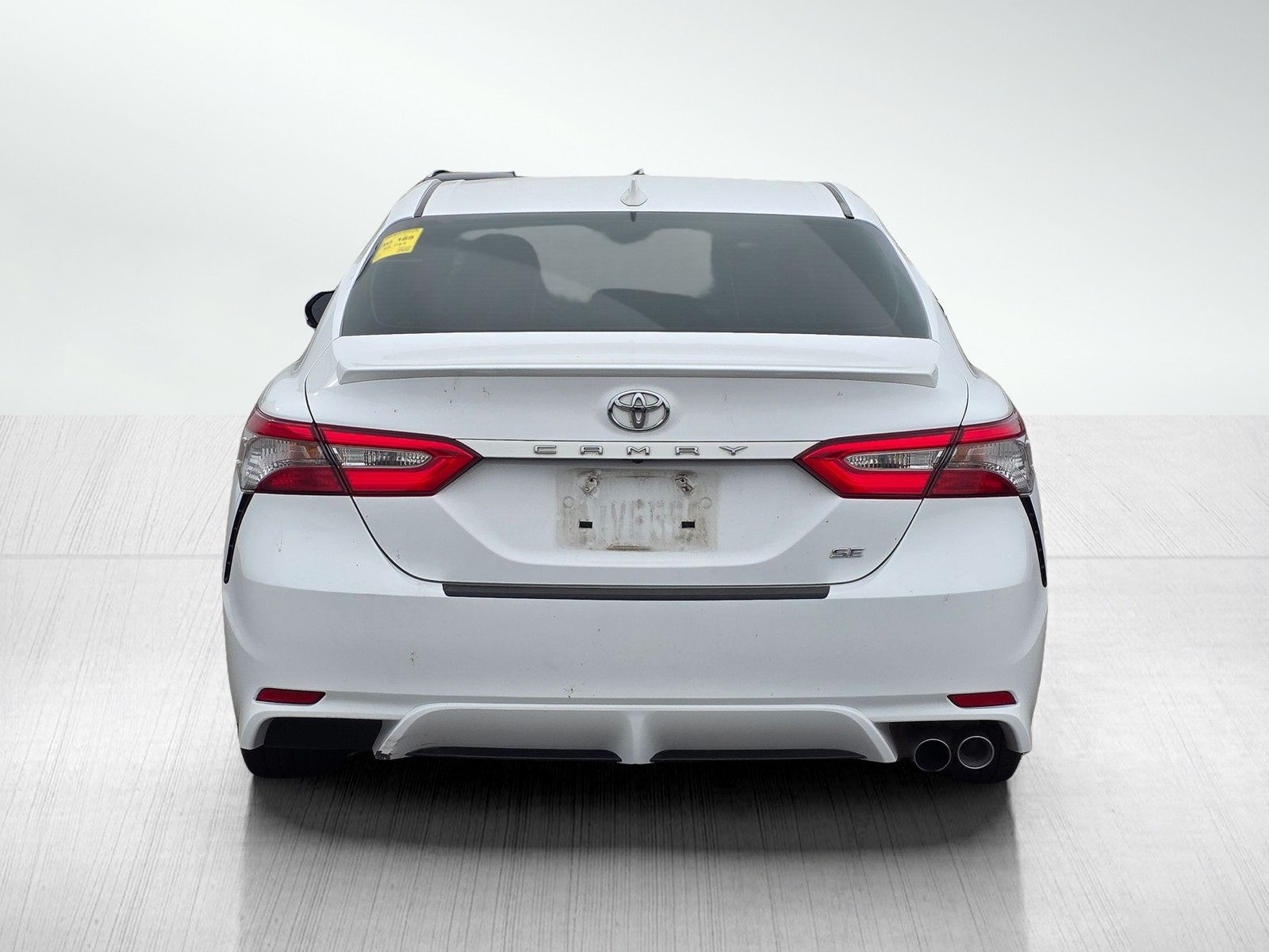 2019 Toyota Camry SE photo 6
