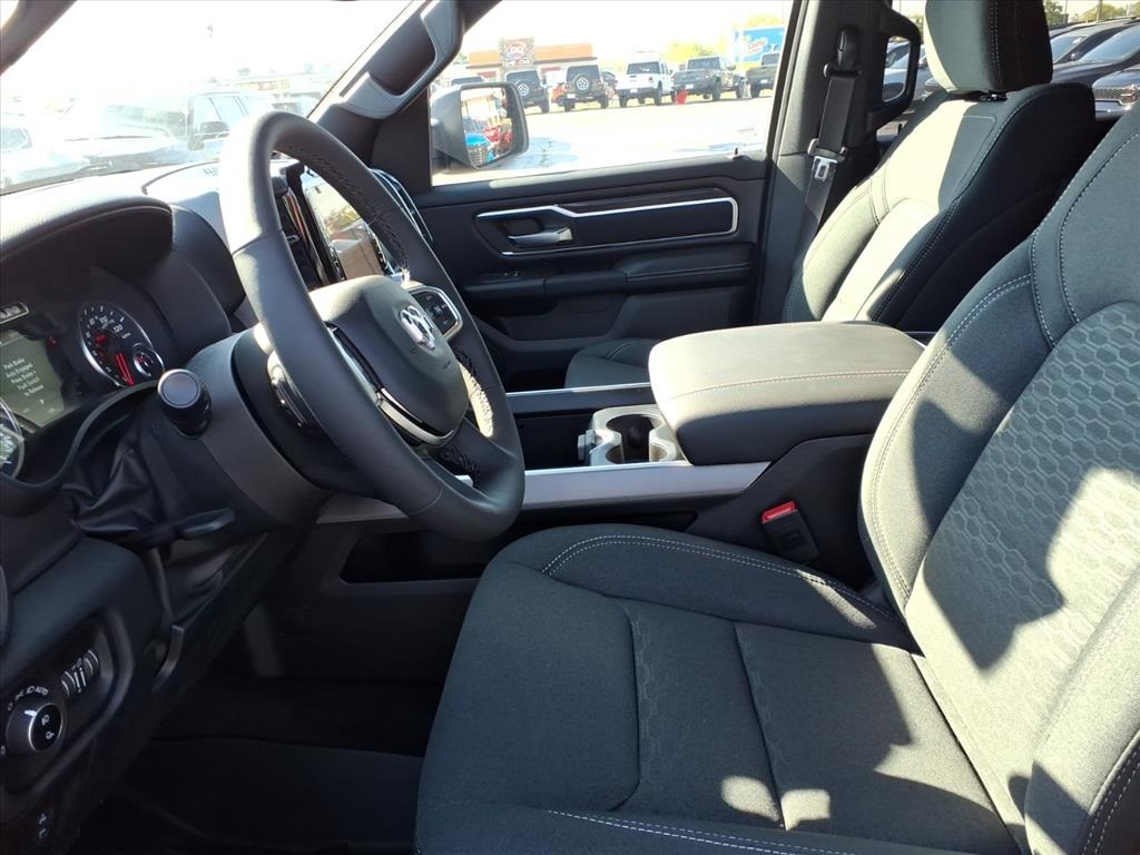 2025 Ram 1500 Big Horn Lone Star photo 8