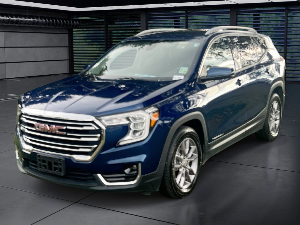 2023 GMC Terrain SLT's photo
