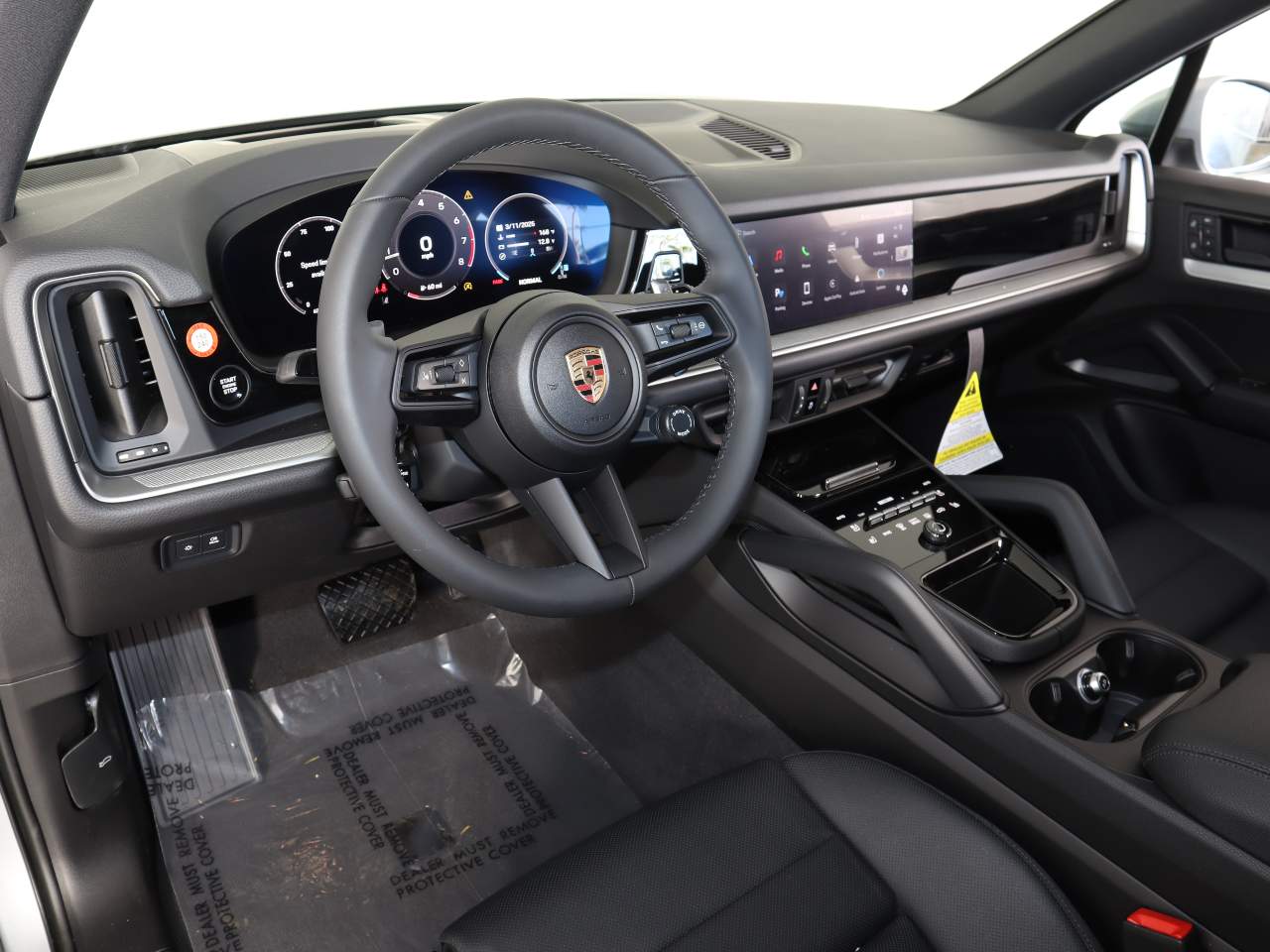 2025 Porsche Cayenne photo 4