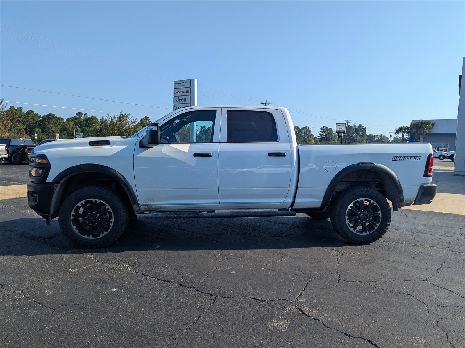 2026 Ram 2500 Tradesman photo 2