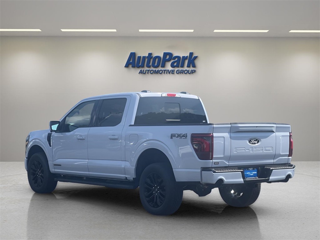 2025 Ford F-150 Lariat photo 3